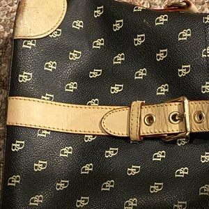 Dooney Bourke Hand bag